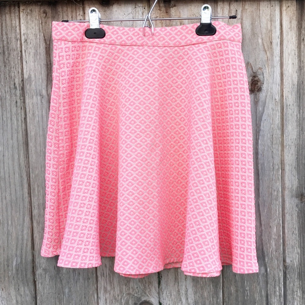 Tally WeIjl Textured Pink Mini Skirt